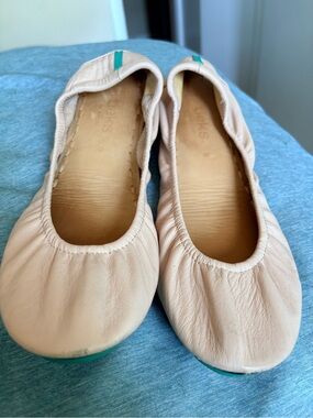 Ballerina Pink Tieks - size 9